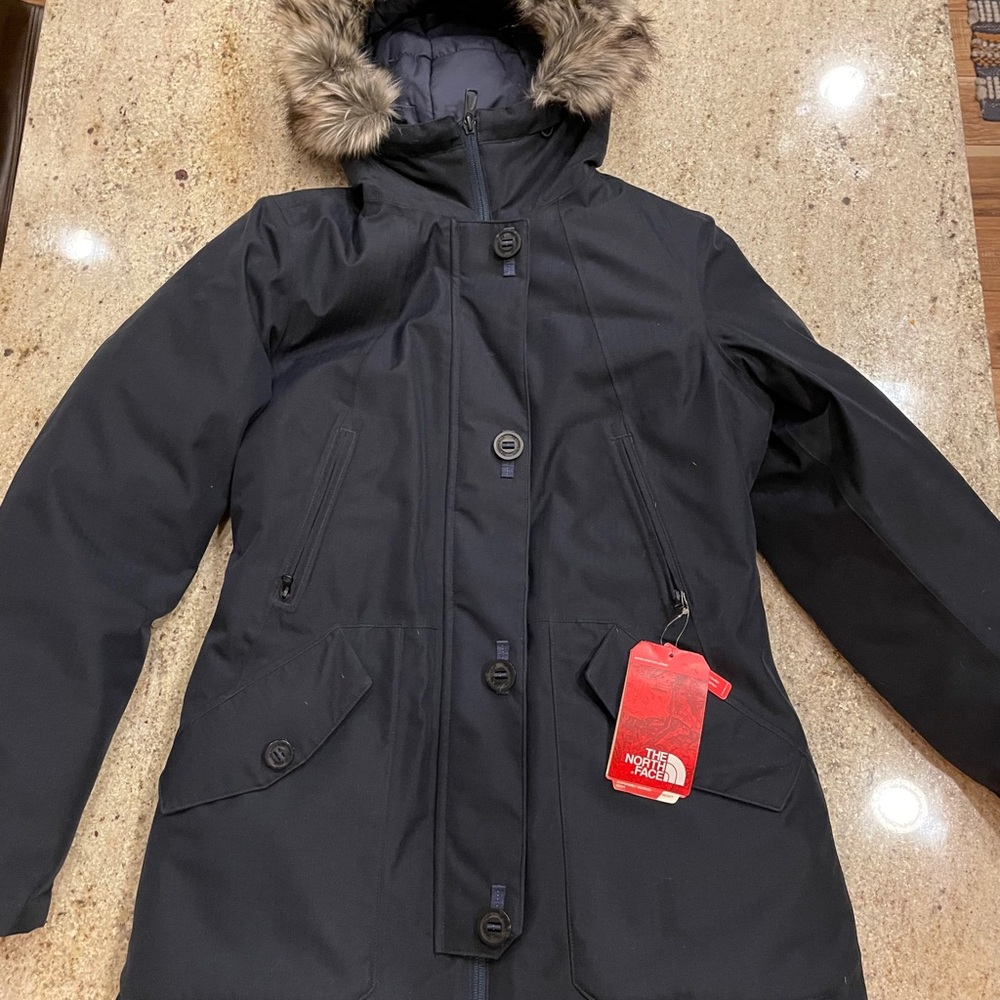 Women’s North Face Mauna Kea Parka